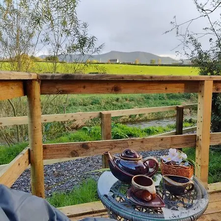 Riverside Holiday home *
